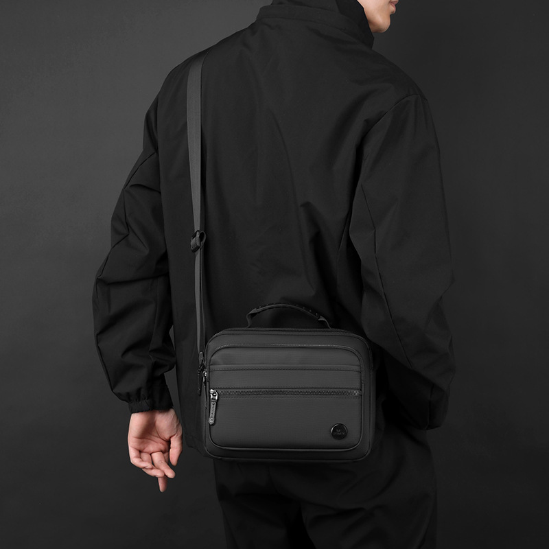 حقيبة كروس من النايلون خفيفة ا - مراجعة Cycling Commute Essentials وسعره