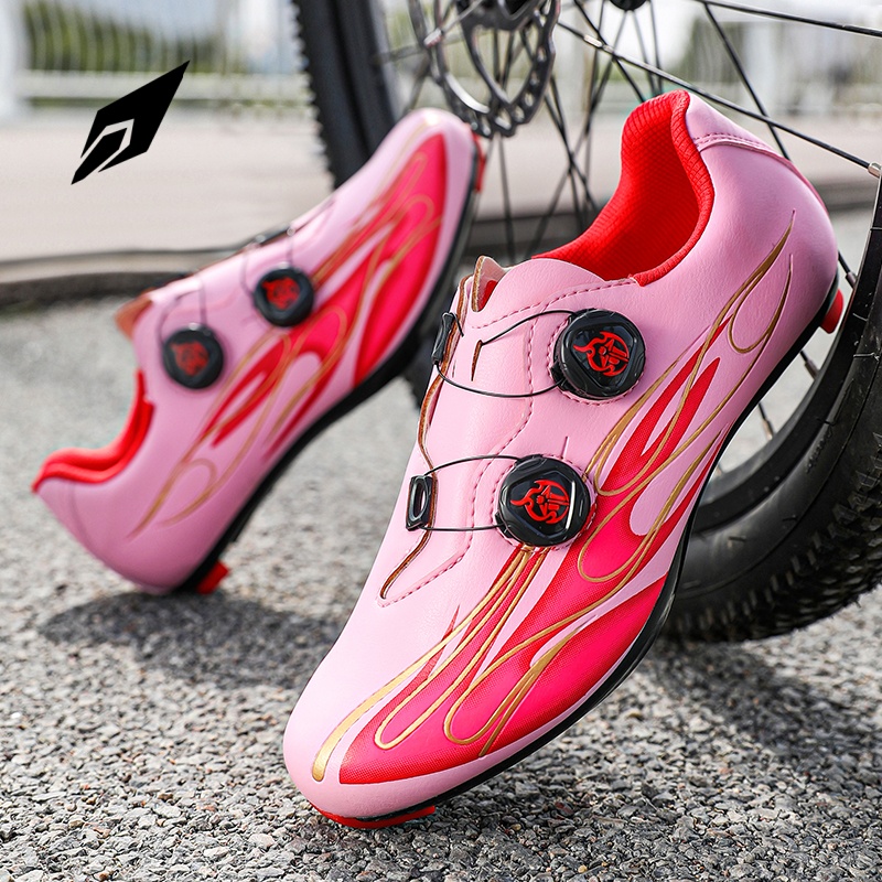 أحذية ركوب الدراجات بدون مشابك - مراجعة Cycling Commuter Shoes وسعره